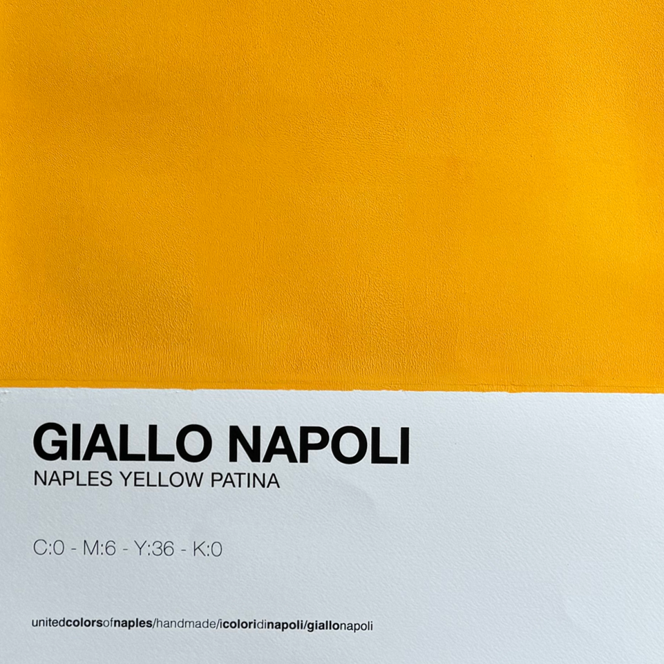 Giallo Napoli – colore steso a mano con il cartellino «Giallo Napoli, Naples Yellow Patina»